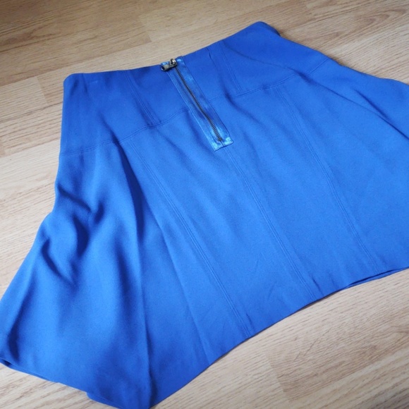 Marc by Marc Jacobs Mini Skirt - Picture 4 of 8